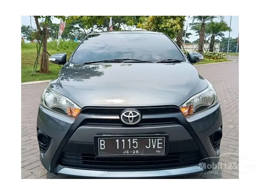Jual Mobil Toyota Yaris 2016 E 1.5 di Banten Automatic Hatchback Abu