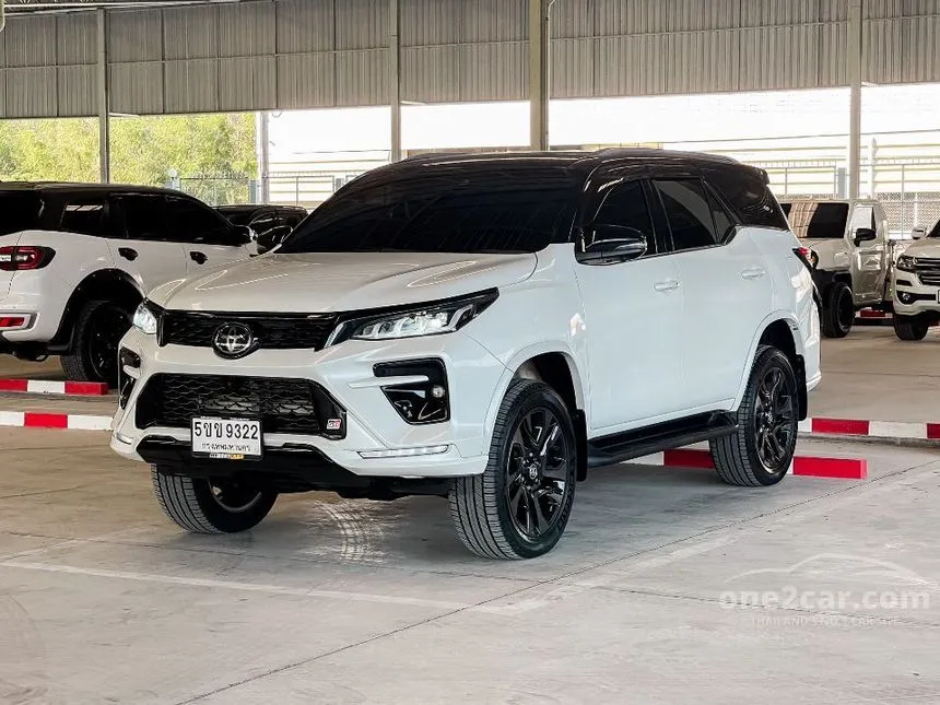 2024 Toyota FORTUNER GR Sport SUV