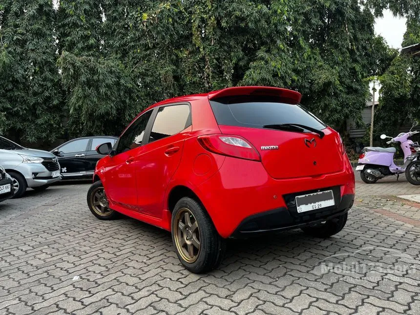 2011 Mazda 2 R Hatchback