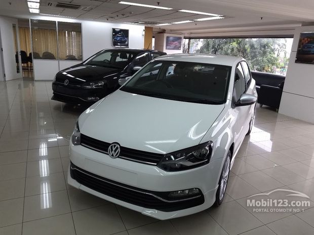 Volkswagen Polo Mobil Bekas Baru dijual di Indonesia 
