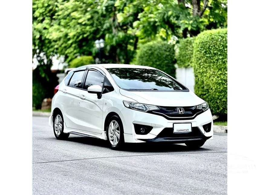 2016 Honda JAZZ V+ Hatchback