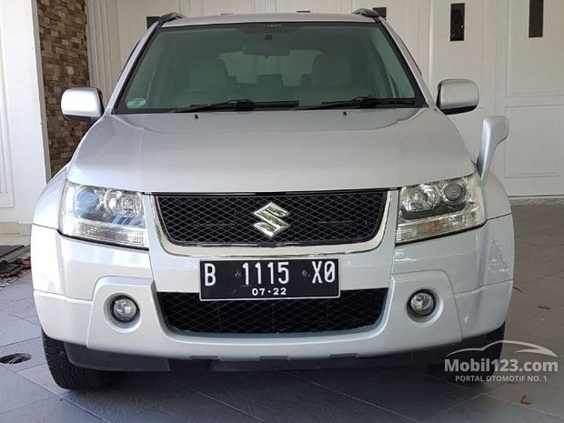 Suzuki Grand Vitara Mobil Bekas Dijual Di Jakarta Timur Dki Jakarta Indonesia Dari 4 Mobil Di Mobil123