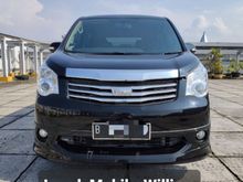 2016 Toyota NAV1 2.0 V Limited MPV At Km.36rb Pajak Panjang 1th