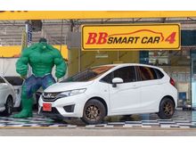 2014 Honda Jazz 1.5 (ปี 14-18) V i-VTEC Hatchback AT