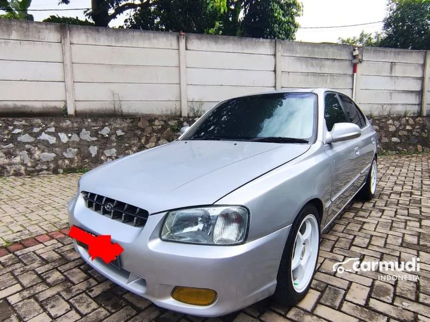Hyundai acento Verna GL. en West Java Manual Sedan Silver por Rp . . verna 2002 Hyundai acento Verna GL. en West Java Manual Sedan Silver por Rp . .