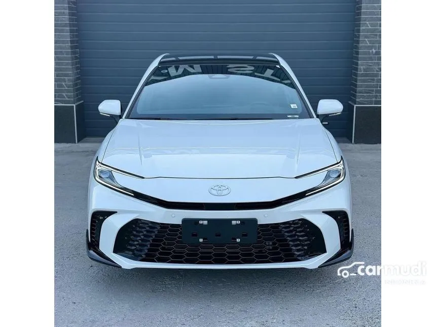2025 Toyota Camry HEV (Premium Color) Sedan