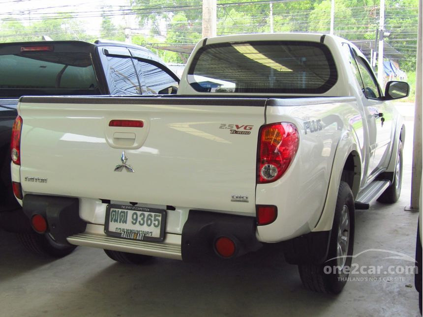 2013 Mitsubishi Triton PLUS VG TURBO Pickup