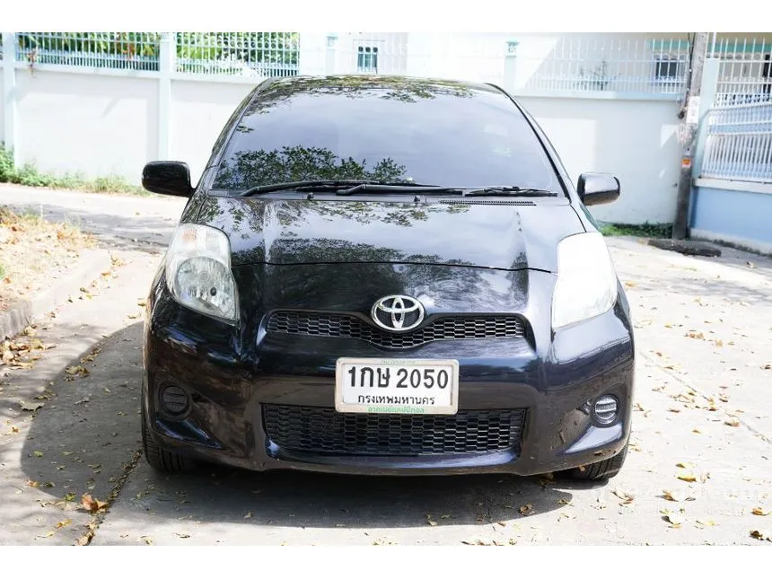 2013 Toyota Yaris J Hatchback