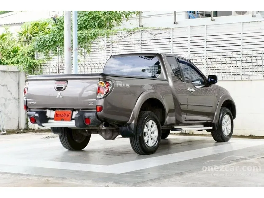2014 Mitsubishi TRITON GLS Plus Mega Cab Pickup