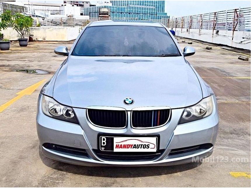  Jual  Mobil BMW  320i  2005 E90 2 0 di DKI Jakarta Automatic 