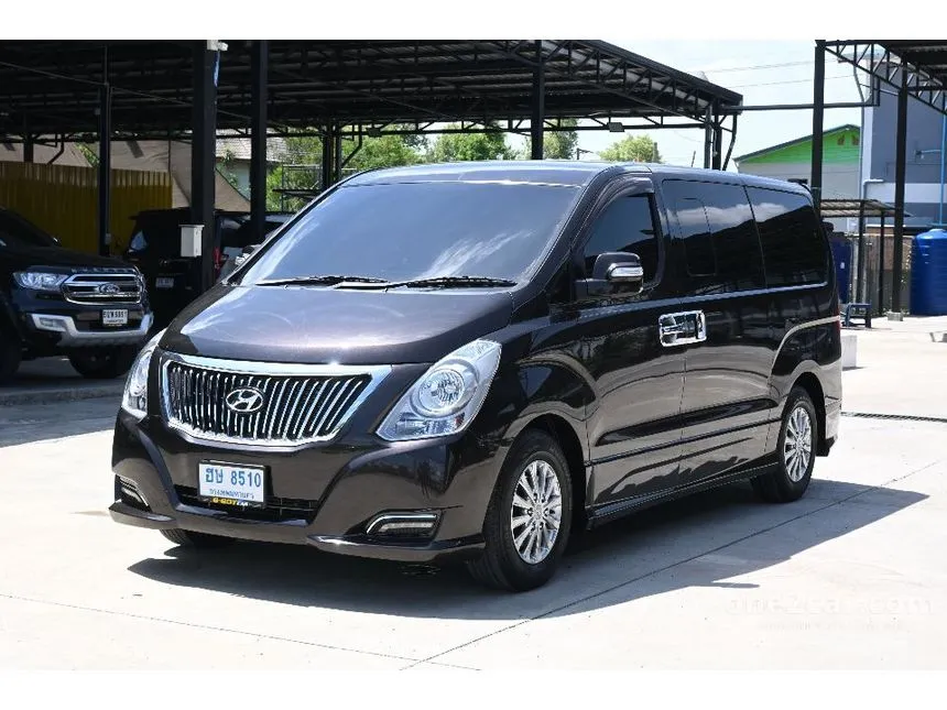 2017 Hyundai H-1 Elite Van