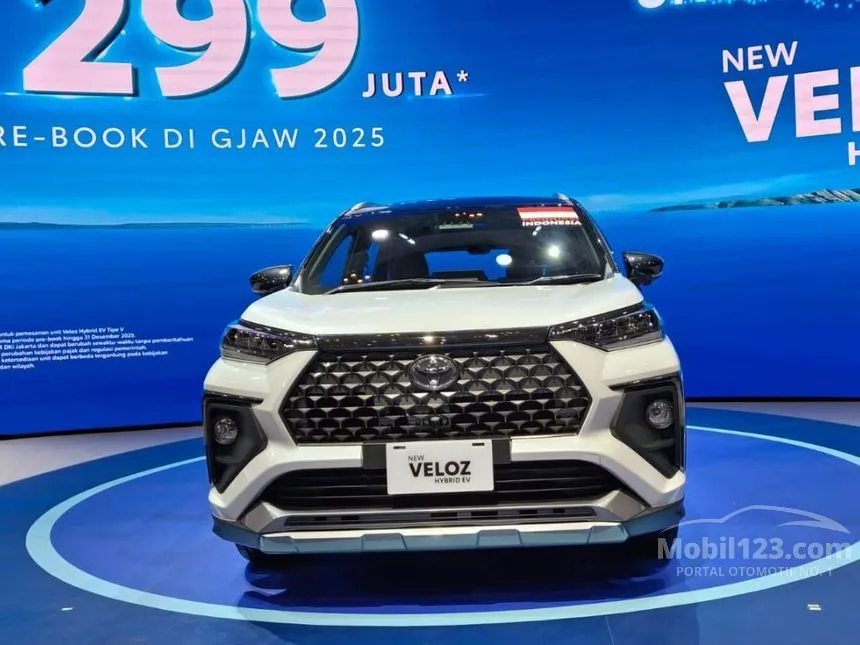 2025 Toyota Veloz Q (Premium Color) MPV