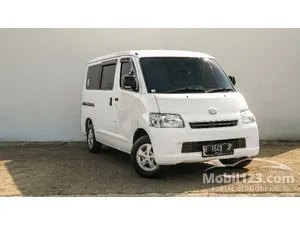 2022 Daihatsu Gran Max 1.5 Mini Bus D PS Van
