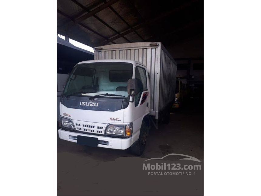 Jual Mobil  Isuzu  Elf  2012 4 6 4 6 di Jawa  Barat  Manual 