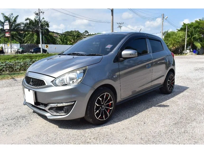 2017 Mitsubishi MIRAGE GLX Hatchback