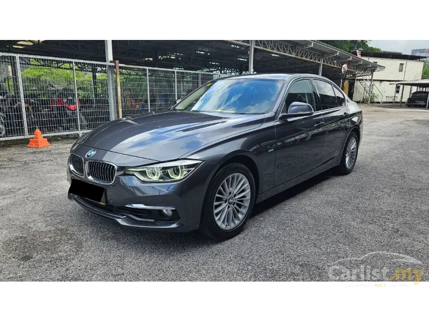 2017 BMW 318i Luxury Sedan