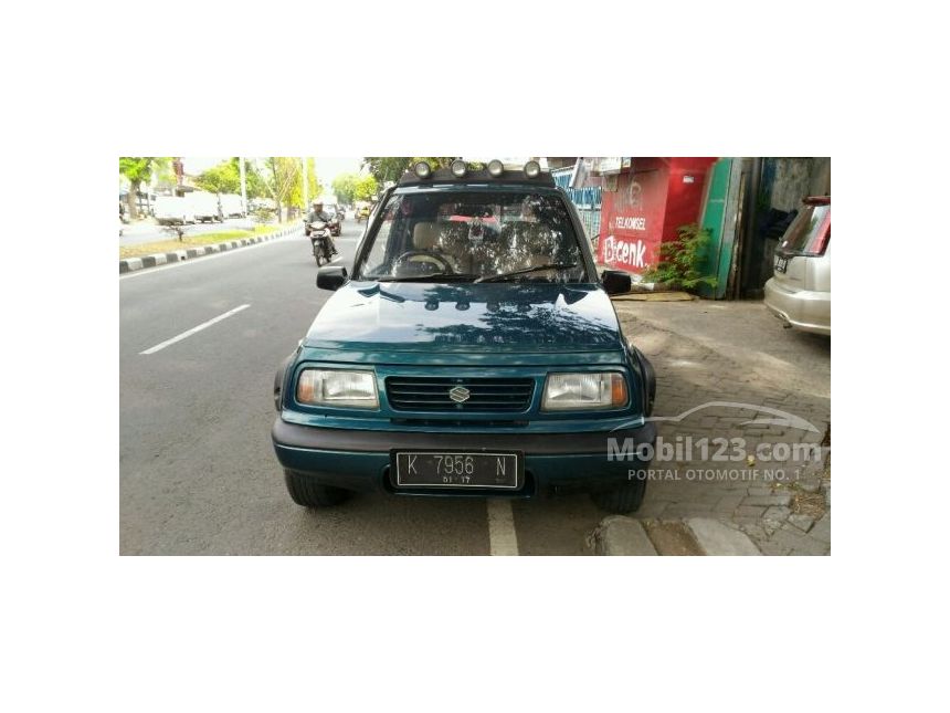 1995 Suzuki Escudo MPV Minivans