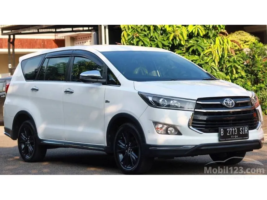 Jual Mobil Toyota Innova Venturer 2019 2.0 di DKI Jakarta Automatic Wagon Putih Rp 325.000.000