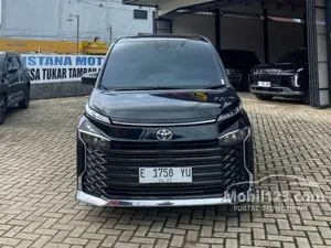 2022 Toyota Voxy 2.0 MPV