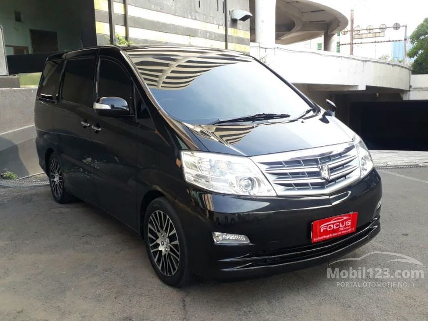 Legenda Jalanan Jakarta: Mengupas Toyota Alphard 2007 Hitam