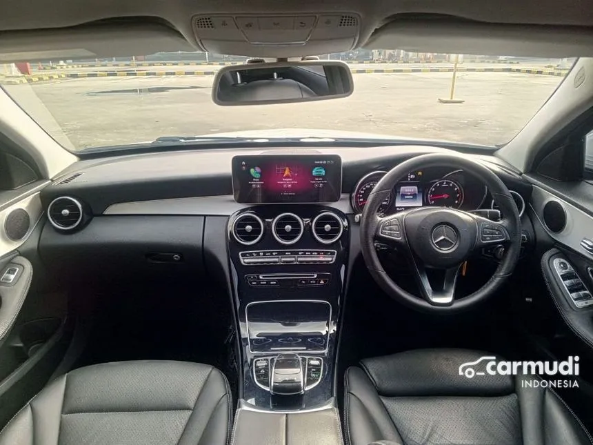 2014 Mercedes-Benz C200 Avantgarde CBU Sedan