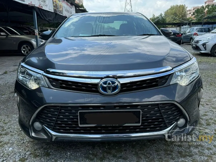 2015 Toyota Camry Hybrid Sedan