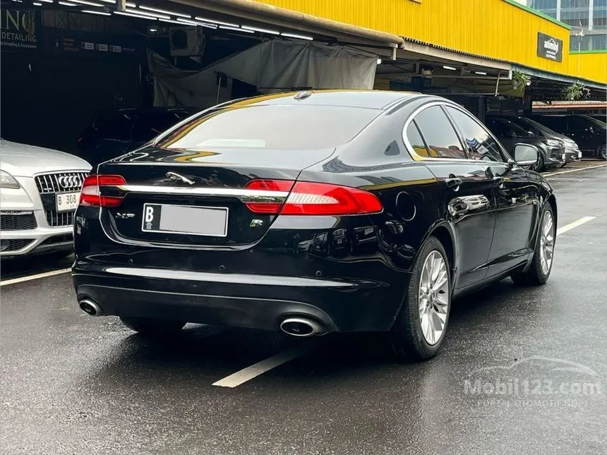 2011 Jaguar XF V6 Sedan