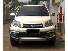 Daihatsu Terios TX ADVENTURE manual putih white angsuran 2,7jt an