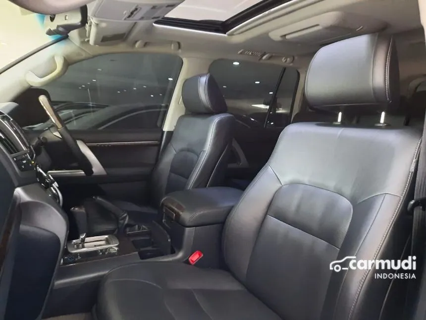 2015 Toyota Land Cruiser Full Spec E VX SUV