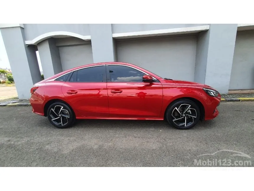 2023 MG 5 GT Magnify Sedan