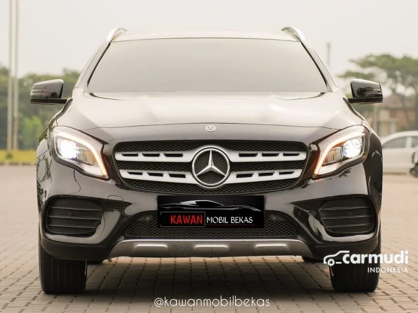 2020 Mercedes-Benz GLA200 AMG Line SUV