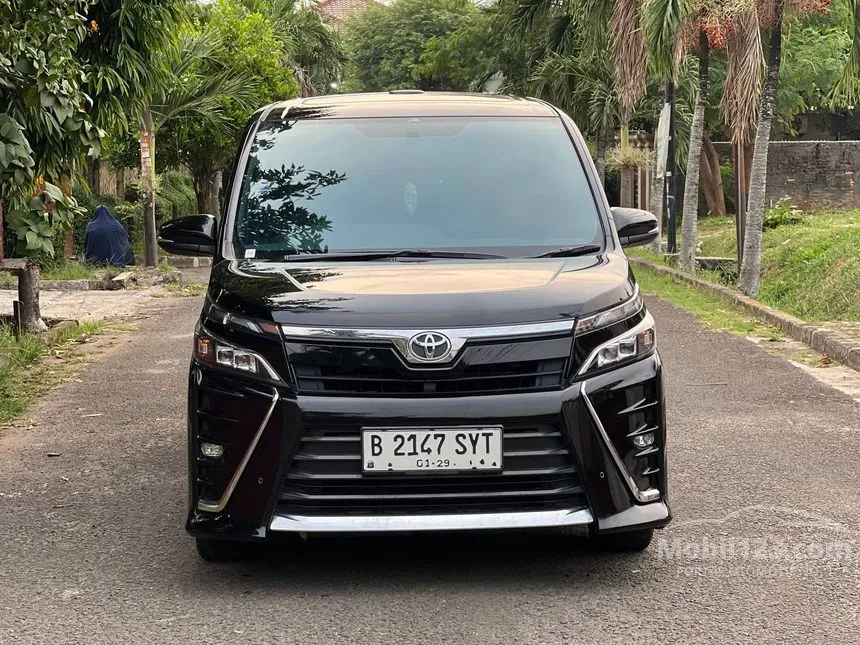Jual Mobil Toyota Voxy 2018 2.0 di DKI Jakarta Automatic Wagon Hitam Rp 320.000.000