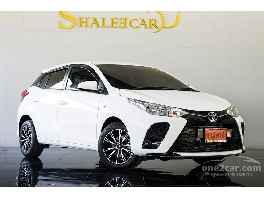 2022 Toyota YARIS Entry Hatchback