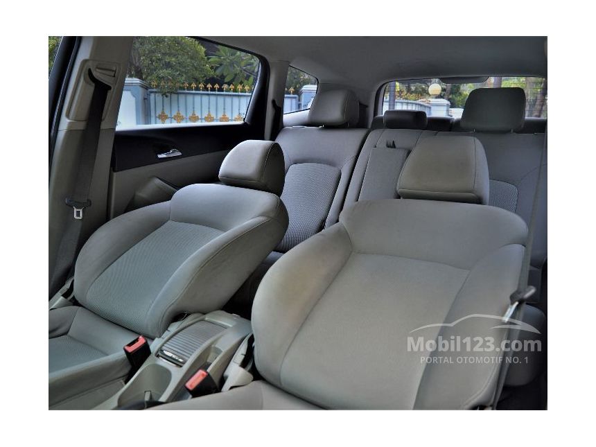 Jual Mobil  Chevrolet  Orlando  2012 LT 1 8 di DKI Jakarta 