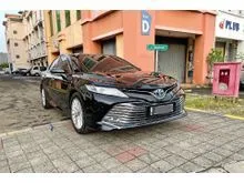2019 Toyota Camry 2.5 HV Sedan Hybrid AT Km 15Rb PJK 01-23 Plat Genap DP Minim NEGO