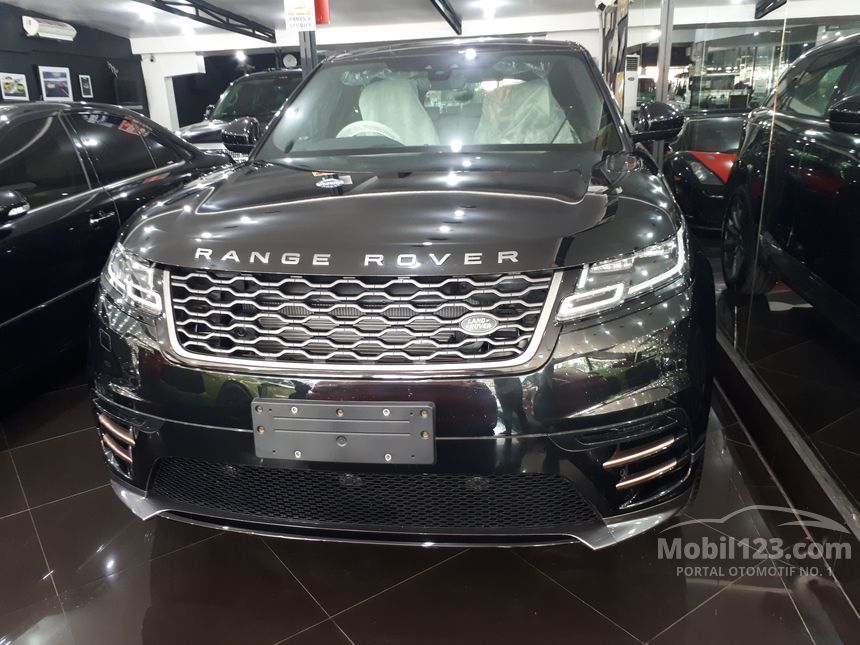 Jual Mobil Land Rover Range Rover Velar 2018 R-Dynamic SE 