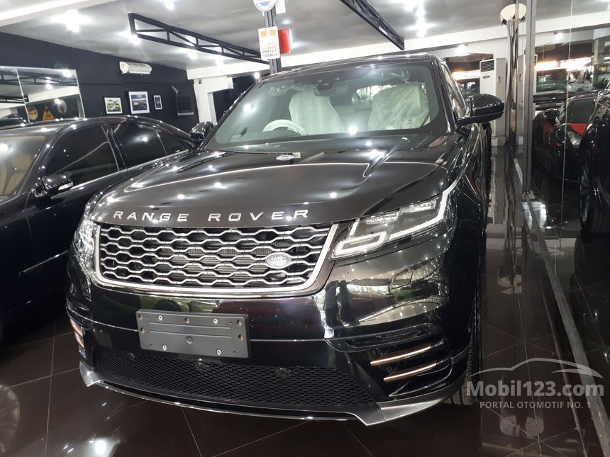 Jual Mobil Land Rover Range Rover Velar 2018 R-Dynamic SE Jual Mobil Land Rover Range Rover Velar 2018 R-Dynamic SE