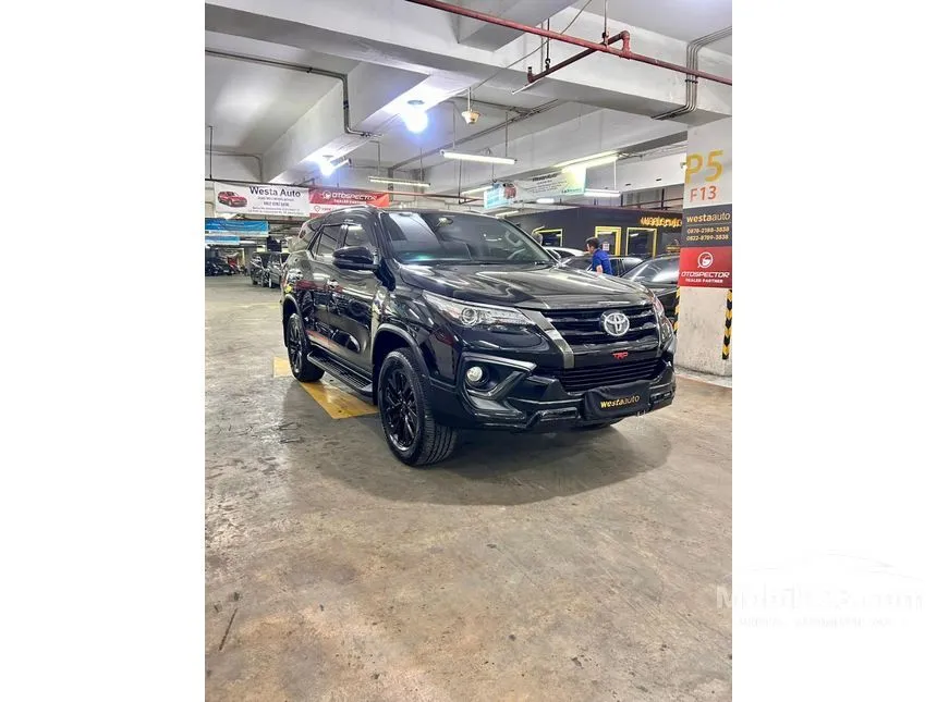 2019 Toyota Fortuner VRZ TRD 4X2 SUV