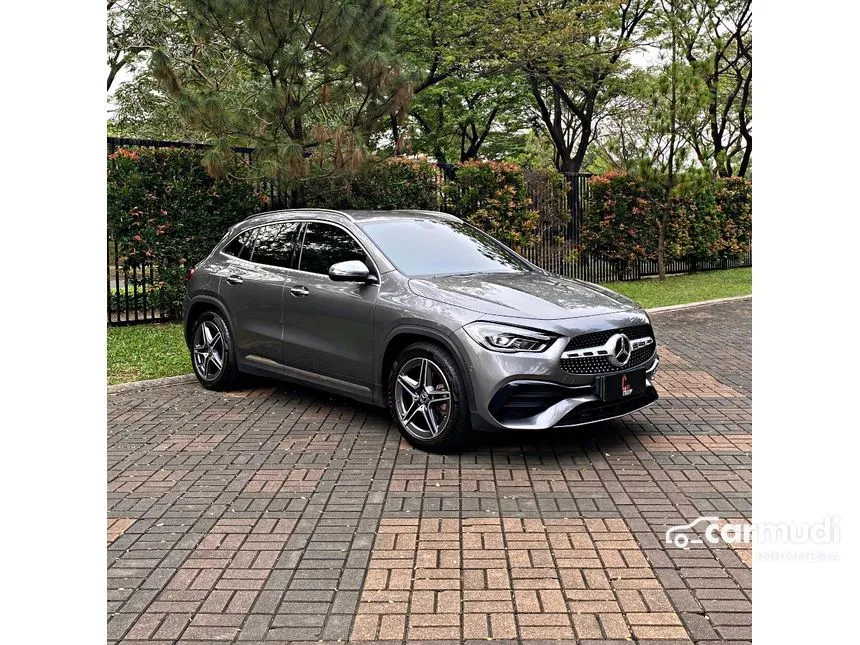 2023 Mercedes-Benz GLA200 AMG Line SUV