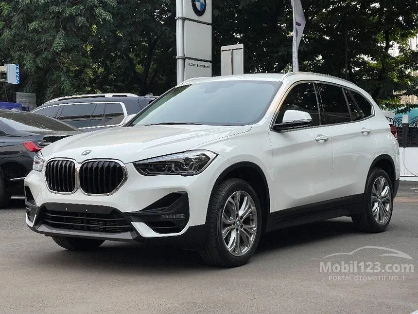 Jual Mobil BMW X1 2022 sDrive18i Dynamic 1.5 di DKI Jakarta Automatic ...