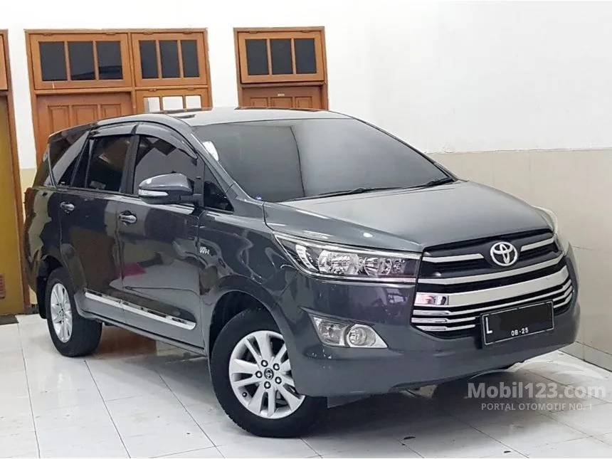 Jual Mobil Toyota Kijang Innova 2017 G 2.0 di Jawa Timur Manual MPV Abu