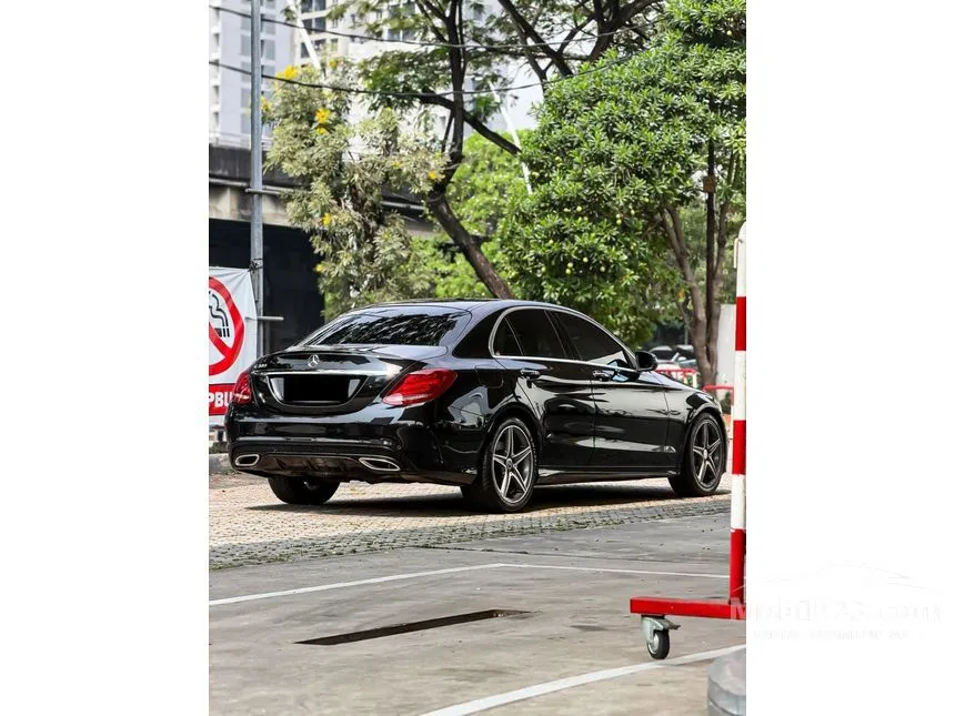 2018 Mercedes-Benz C300 AMG Line CKD Sedan