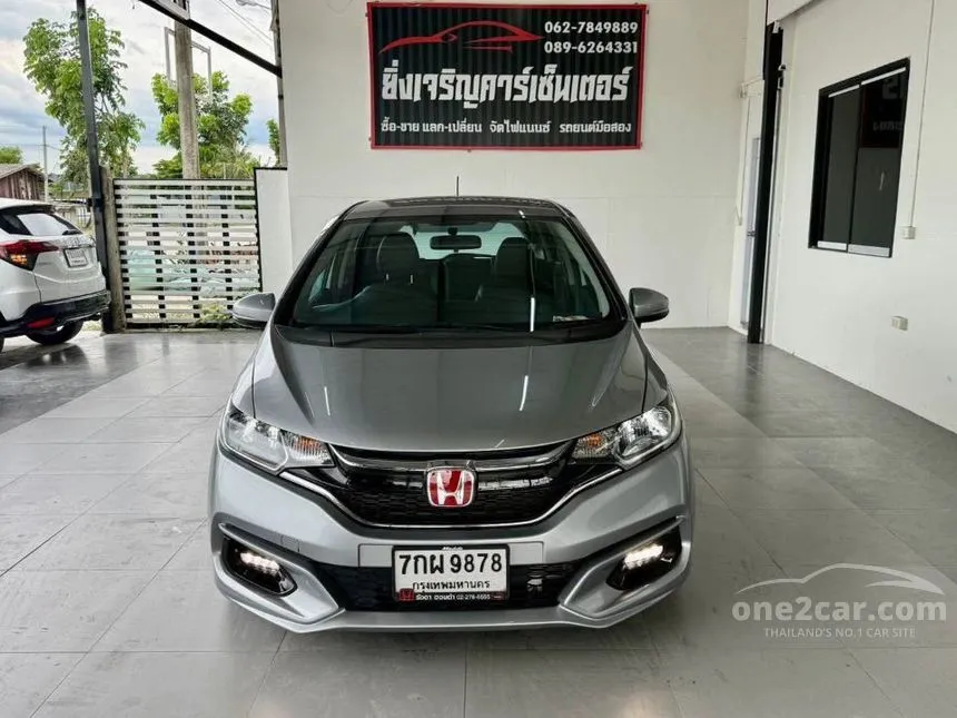 2018 Honda JAZZ V+ Hatchback