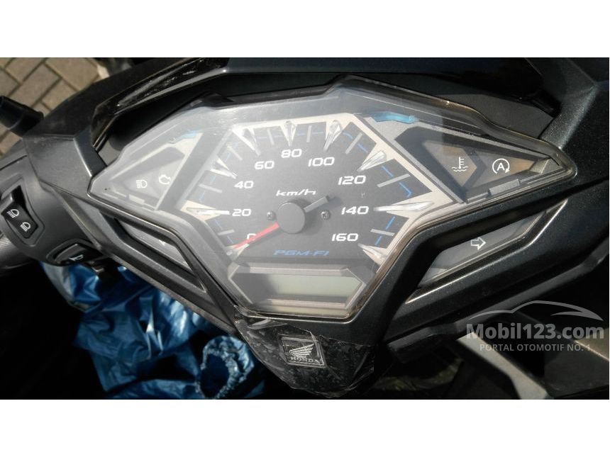 Jual Motor  Honda  Vario  2019 150  0 2 di DKI Jakarta  