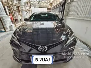 2023 Toyota Camry 2.5 V Sedan