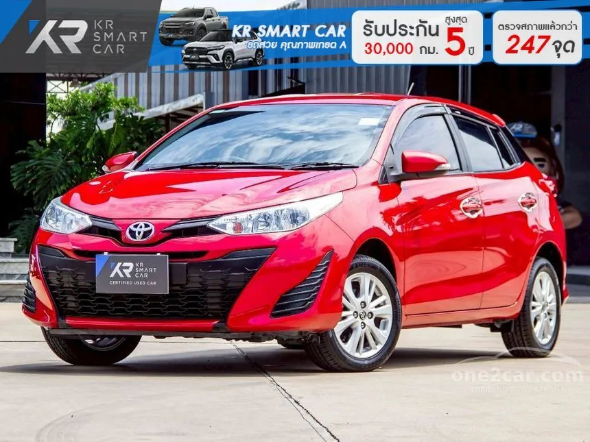 2019 Toyota YARIS E Hatchback