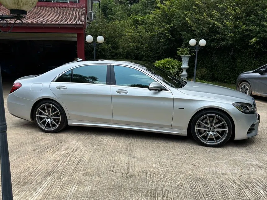 2022 Mercedes-Benz S560 e AMG Premium Sedan