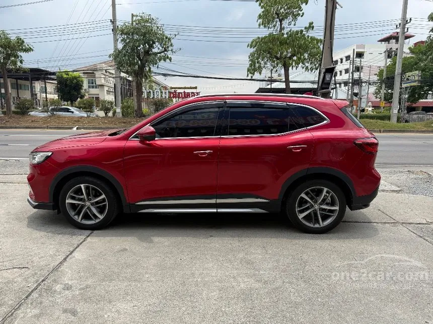 2022 MG HS X SUV