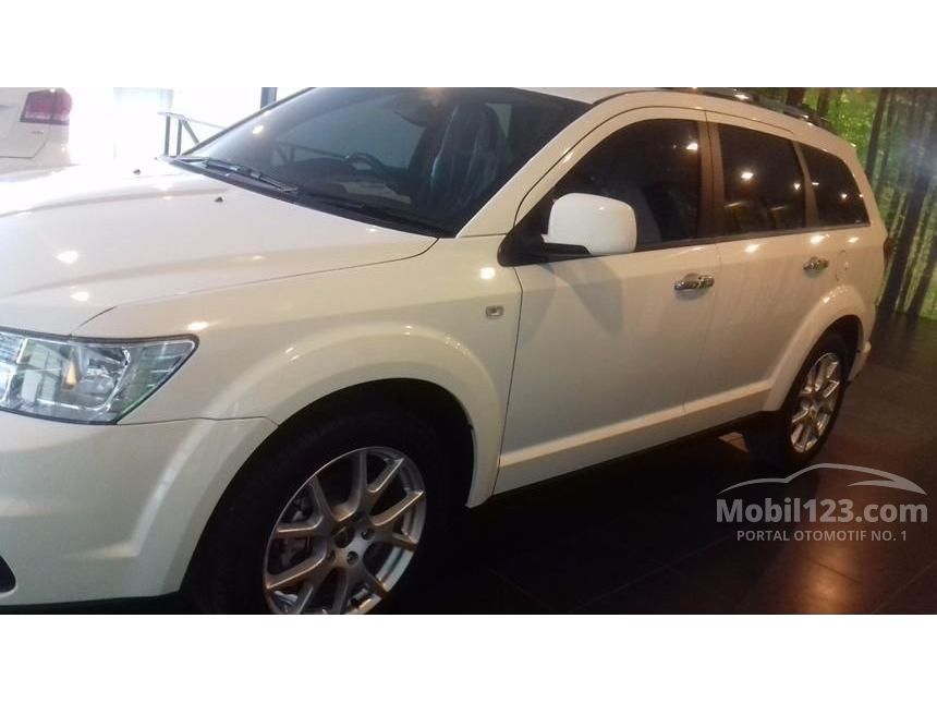 Jual Mobil Dodge Journey 2015 SXT Platinum 2.4 di DKI 