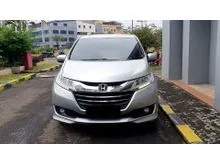 2014 Honda Odyssey 2.4 MPV silver cash kredit bisa